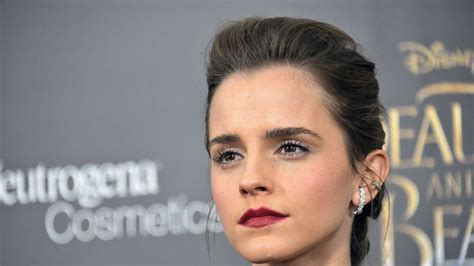 does emma watson have a sextape|Emma Watson to take legal action over hacked photos.